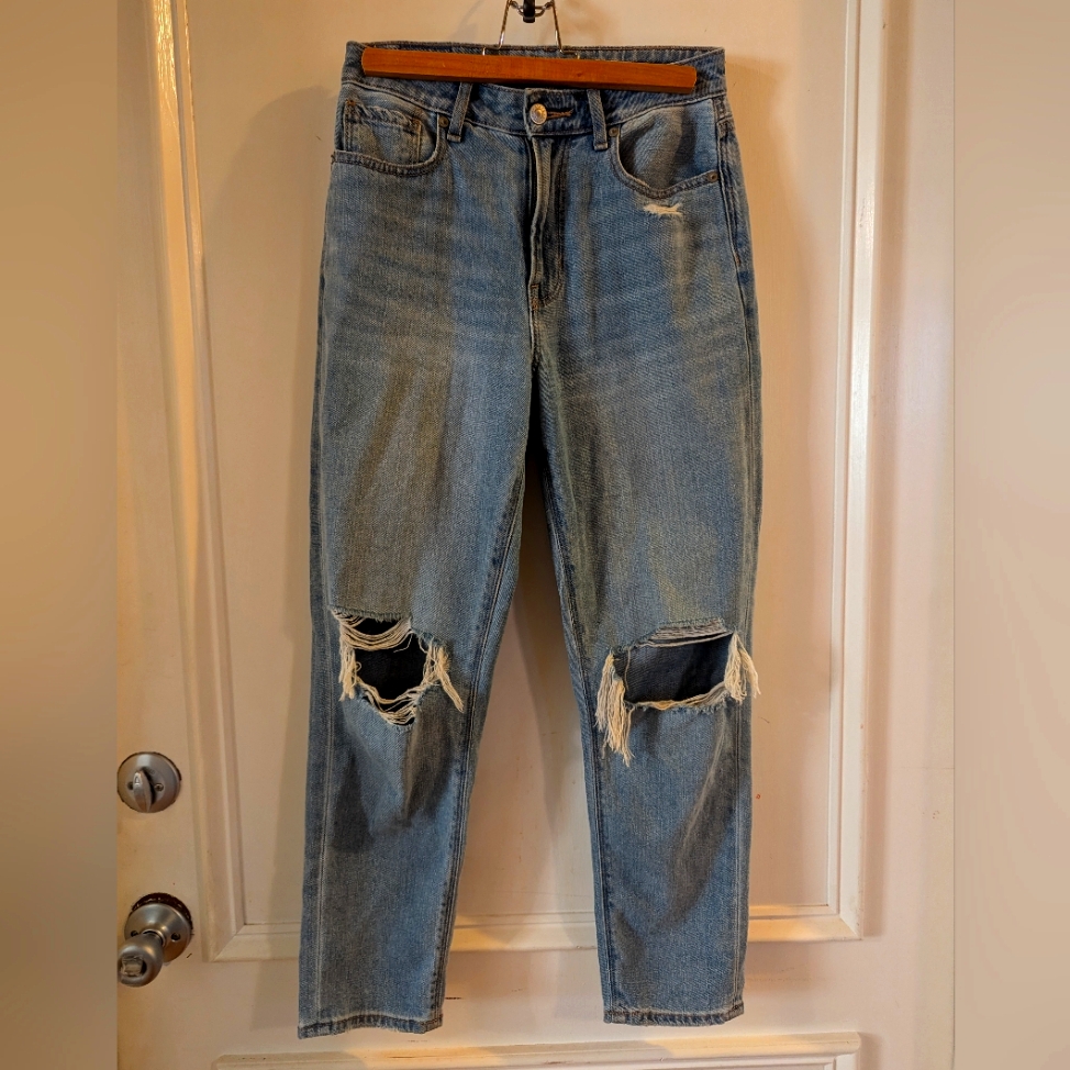 Destroyed Jeans